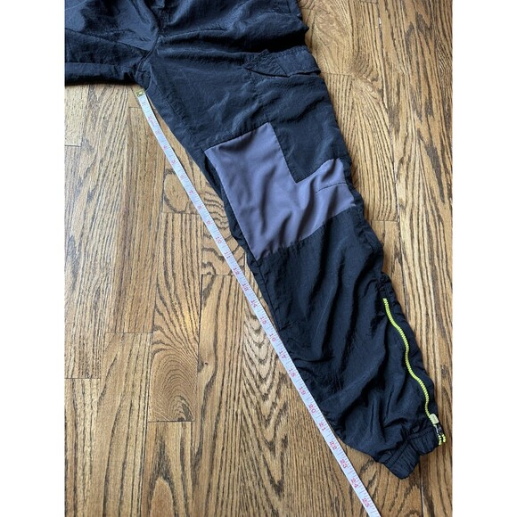 Russell Boys Athletic Wind Pants Black Pants With Pockets Zippers Size XL 14-16 - Picture 9 of 10